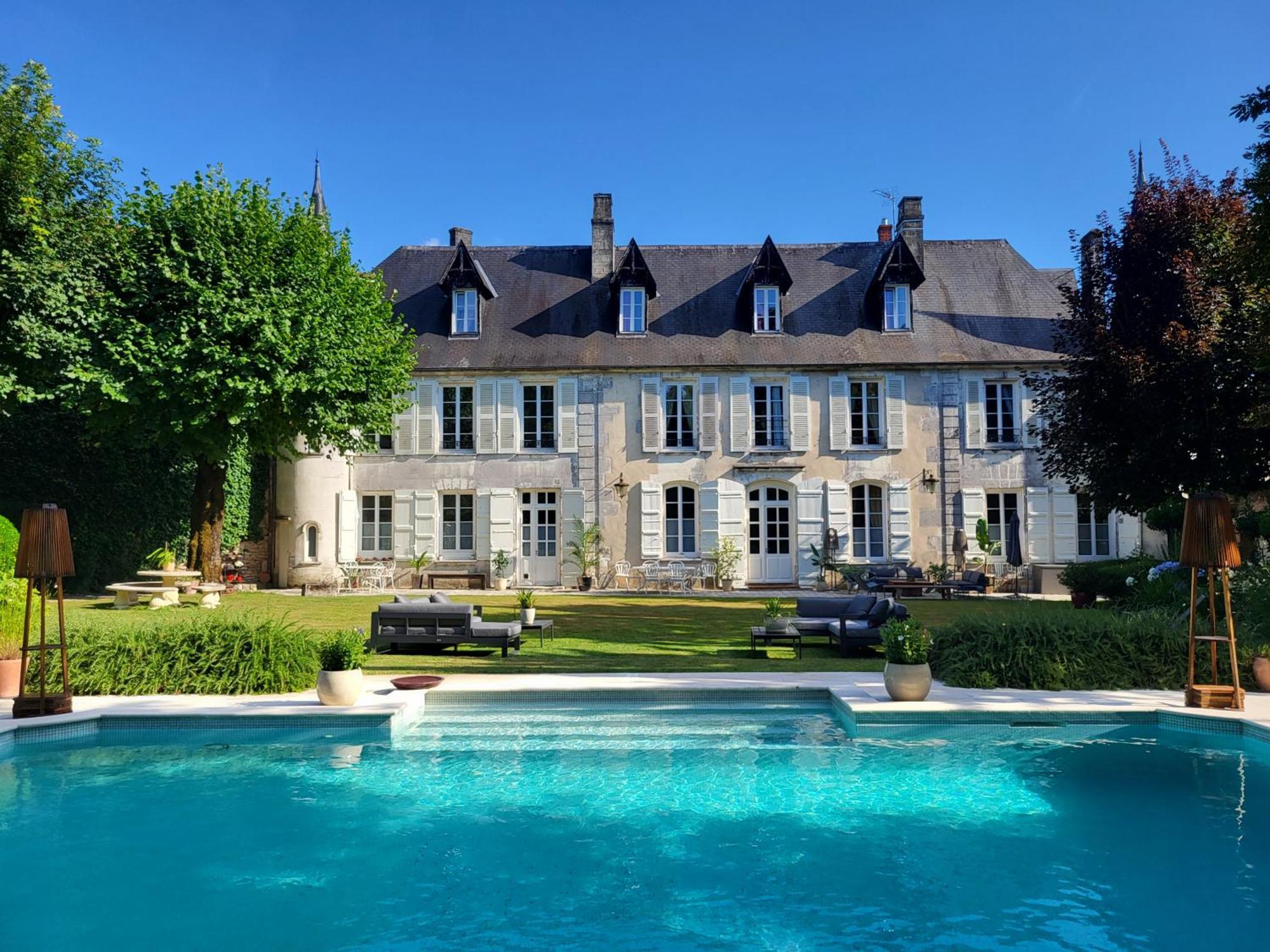 Bed and Breakfast Logis Des Tourelles Cognac Exterior foto